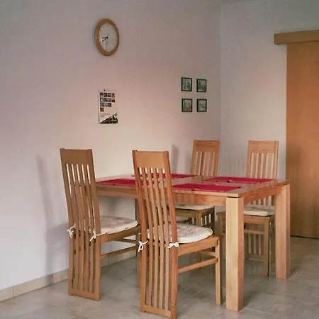 Ferienhaus, An Den Boddenwiesen 36, Apartment Glowe
